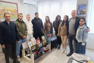 Община Симитли (121), Симитли Инфо (3418), абитуриенти (373), бал (1465), абитуриенски бал (2249), СУ Крупник (330), покана за бал (3730)