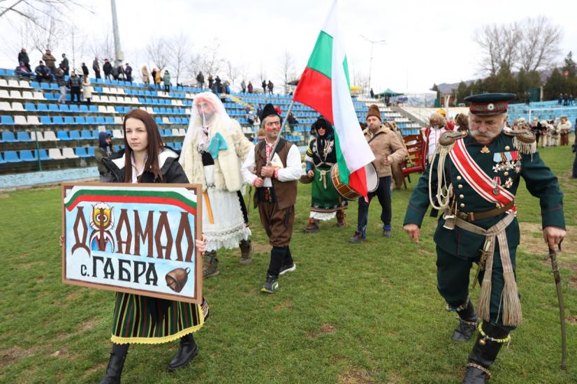 кукерската група „Джамал“ от село Габра, Община Симитли (121), Симитли Инфо (3418), „Симитлия – Древната земя на кукерите“ 2026 (3349), фестивал (615), 