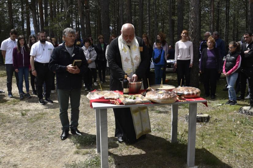 Гергьовден, община Симитли, Свети Георги, село Мечкул