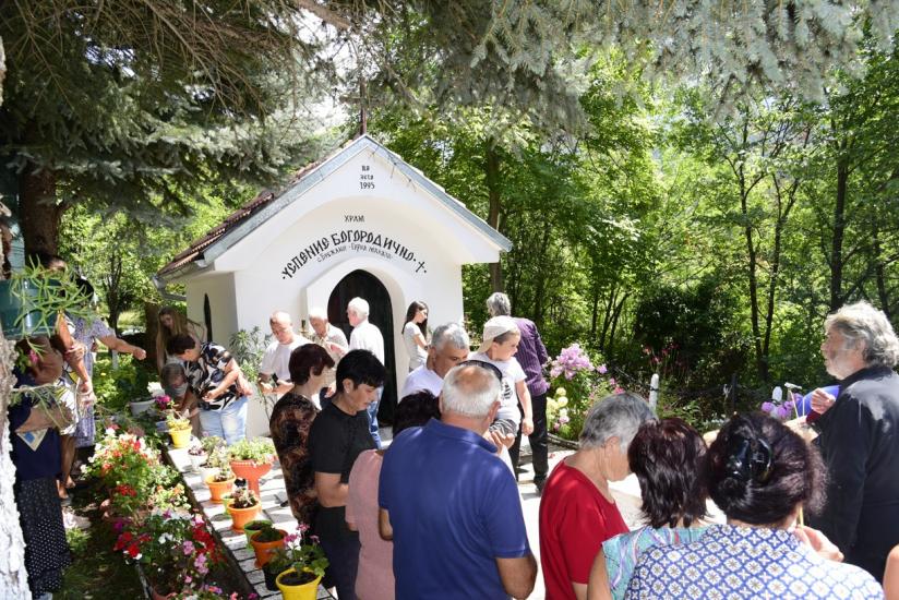 Голяма Богородица, празник, Апостол Апостолов