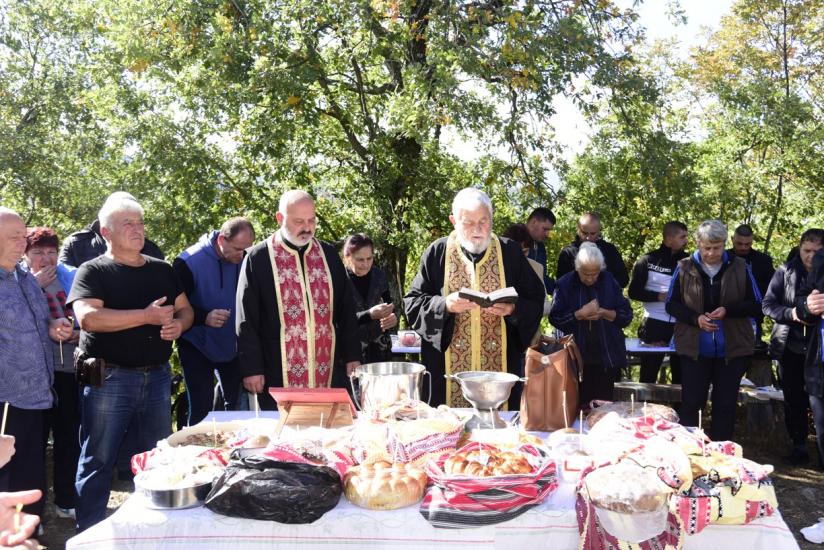 Свети Иван Рилски, Апостол Апостолов, местността Градище, Градище