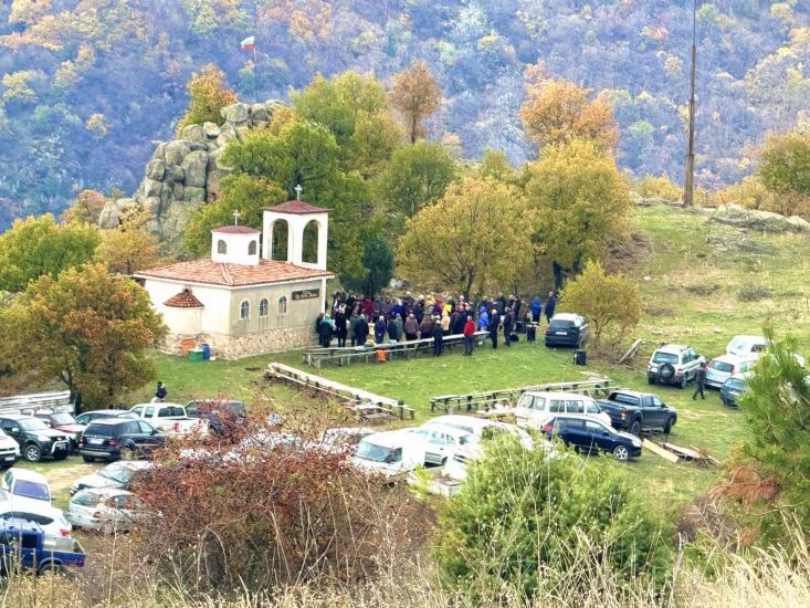 Община Симитли (121), Апостол Апостолов (206), Свети Мина (912), 11 ноември (3362), Празник (38), село Мечкул (1408)