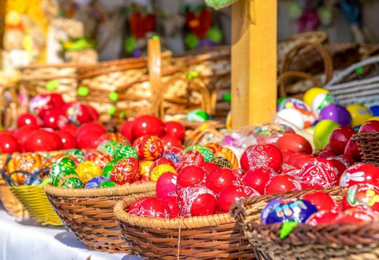 Община Симитли (121), Симитли Инфо (3418), благотворителен великденски базар (2099), изграждане на параклис, параклис Света Петка (2594), село Полена (907), Веселин Топузов (224)