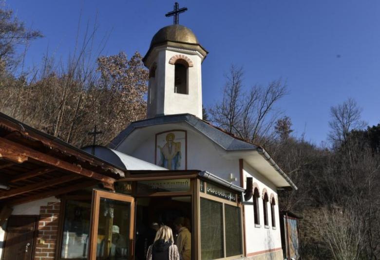 Община Симитли (121), Симитли Инфо (3418), село Железница (1094), Свети Харалампий (1151), мед (1975), пчелари (1973), Празник (38), освещаване на меда