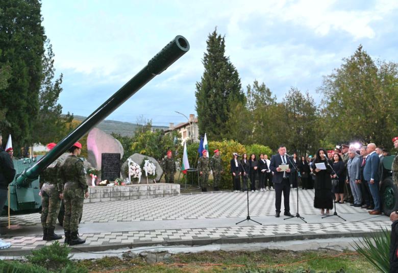 Община Симитли (121), Симитли Инфо (3418), 114 години от освобождението на Симитли (4157), поднасяне на венци (1984)