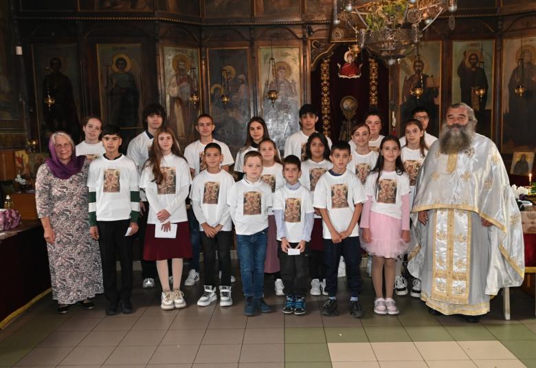 Община Симитли (121), Апостол Апостолов (206), Неделно училище (646), храм „Рождество Богородично“ (958), 20 години неделно училище в Симитли, Василка Дафкова (915), отец Спас Веселински (1774)
