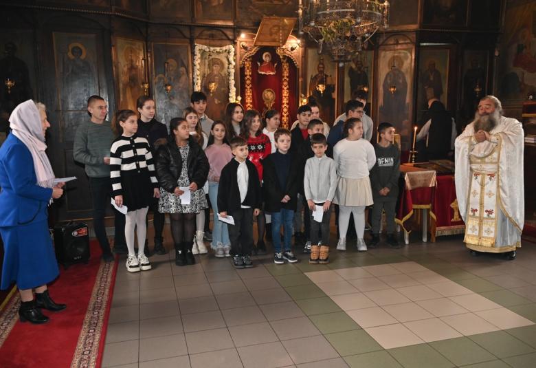 Община Симитли (121), СимитлиИнфо (3353), Благотворителност (343), Неделно училище (646)