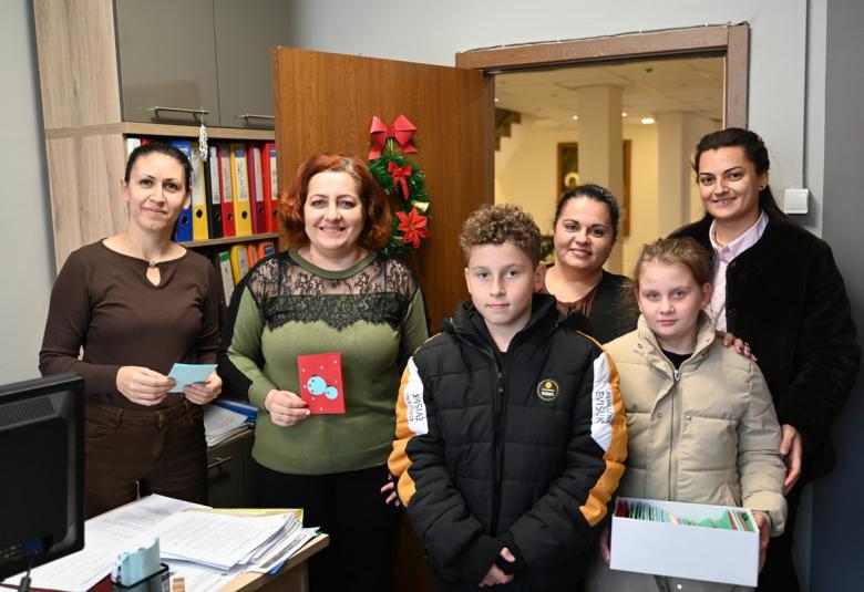 община Симитли, СимитлиИнфо (3353), Коледа (699), ОбУ „Паисий Хилендарски“ – Долно Осеново (1303), Екатерина Бамбова (2287), коледни картички, Общинска администрация - Симитли, Апостол Апостолов (206)