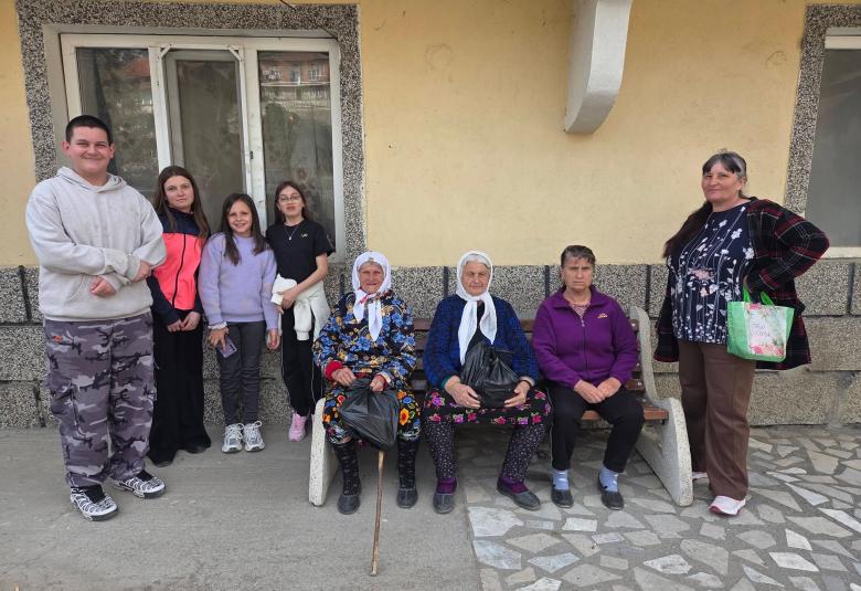 Община Симитли (121), Симитли Инфо (3418), ученици (129), ОбУ „Паисий Хилендарски“ – Долно Осеново (1303), село Долно Осеново (1050)