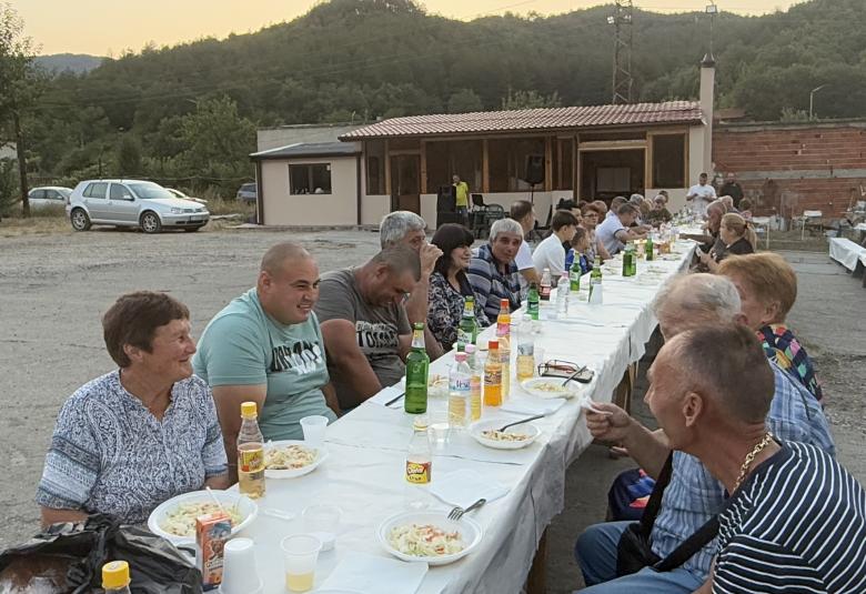 Община Симитли, Апостол Апостолов, квартал Дрънкалица, курбан