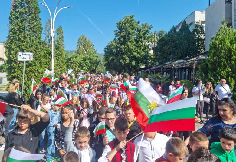 24 май, шествие, Апостол Апостолов