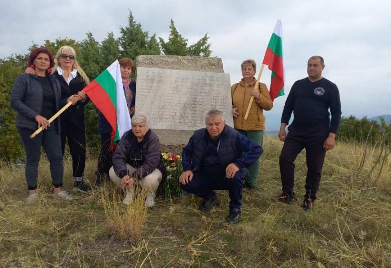 Община Симитли (121), село Брежани (474), Качев баир, 113 години (3252), 113 години свободен Брежани, Петьо Борисов (2277)