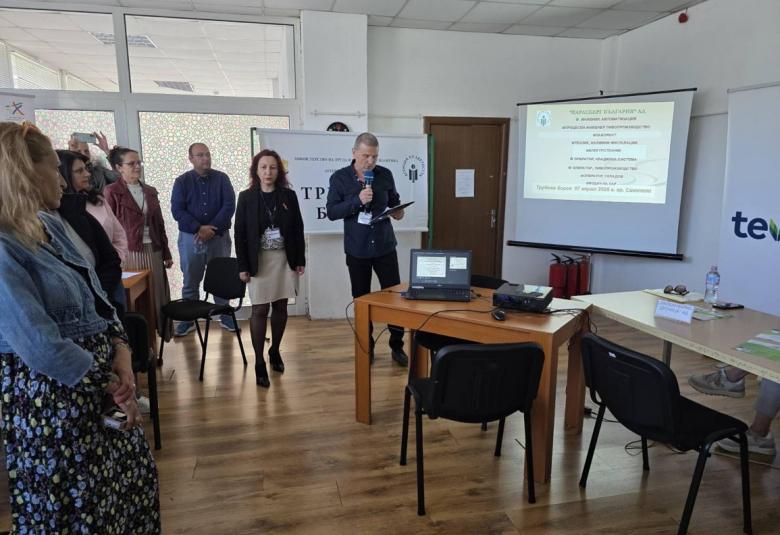 Община Симитли (121), Симитли Инфо (3418), трудова борса (2834), Безработни (429), търсещи работа (3808)