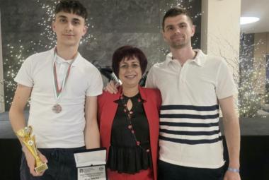 Община Симитли (121), Симитли Инфо (3418), Мартин Бързачки (1703), млад готвач, „Най-добър млад готвач“ за 2026 година, МОН (250)