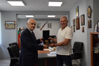 Симитли, Апостол Апостолов, Атанас Запрянов