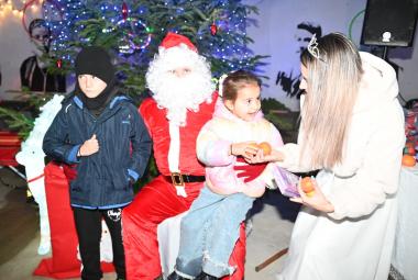 Община Симитли (121), СимитлиИнфо (3353), Апостол Апостолов (206), Дядо Коледа (725), Петьо Борисов (2277), Коледни светлини (1002)