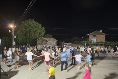 Община Симитли, кукерски банкет, косачка махала, кукери