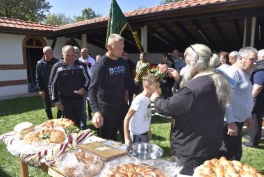 39-а ловно-рибарска дружинка, Апостол АПостолов, традиционен курбан