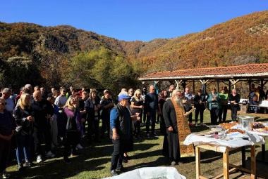 Община Симитли (121), Апостол Апостолов (206), село Брестово (1586), Живко Стаменов (545), Архангеловден (685), Брестовски манастир (2520), Празник (38)