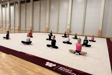 Община Симитли (121), СимитлиИнфо (3353), художествена гимнастика (1506), СКХГ “АРТИСТИКА”, нов клуб по художествена гимнастика, деца (207)