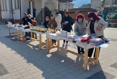 Община Симитли (121), Симитли Инфо (3418), благотворителен великденски базар (2099), базар (1311), Веселин Топузов (224), село Полена (907), Великден (276)